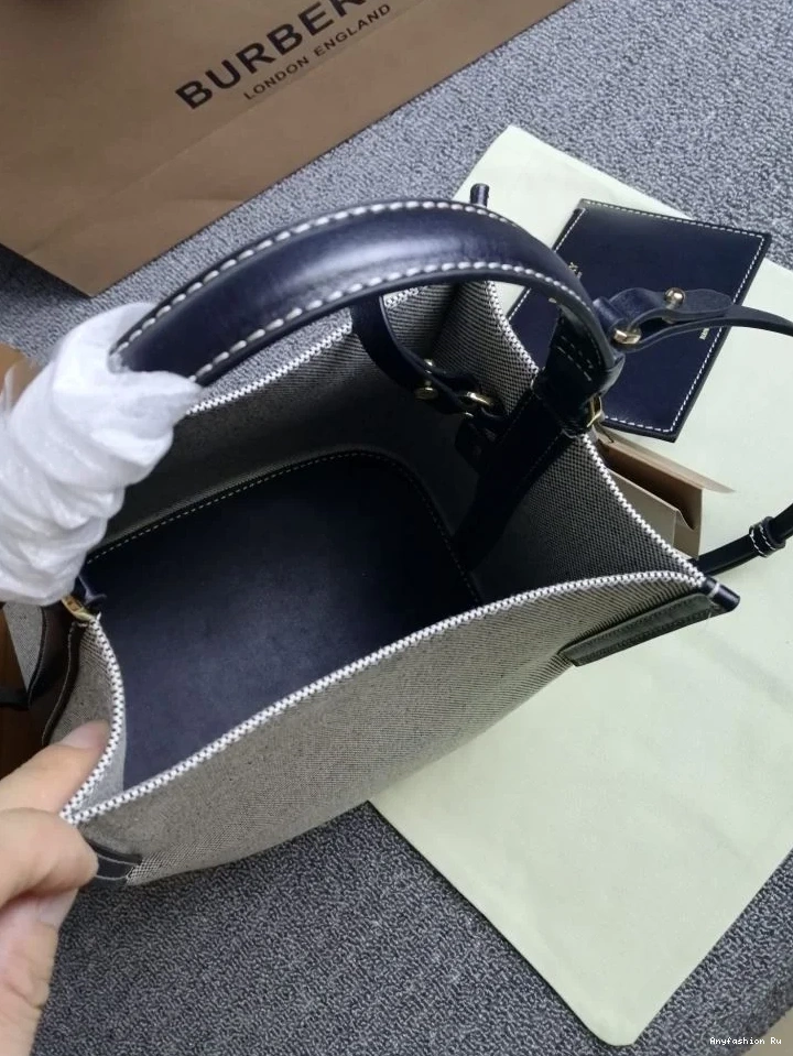Bucket Unisex Burberry Bags 51757 0819